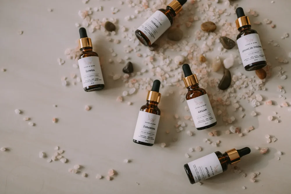 Mystery of Nature — olejki eteryczne flat lay: Śliwka, Jaśmin, Argan